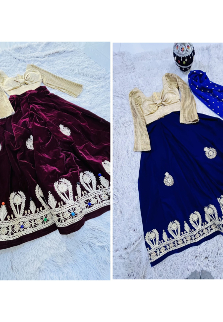 Elegant Afghan Ensemble: A Fusion of Tradition & Elegance