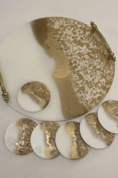 Luxury Handmade Resin Serving Set – Gold and White Design