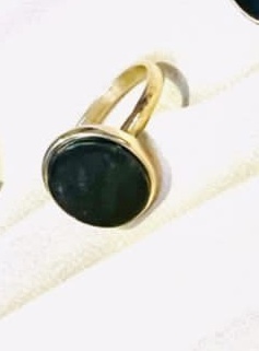 Black Agate Jewelry Set with Brass Detailing - Image 2