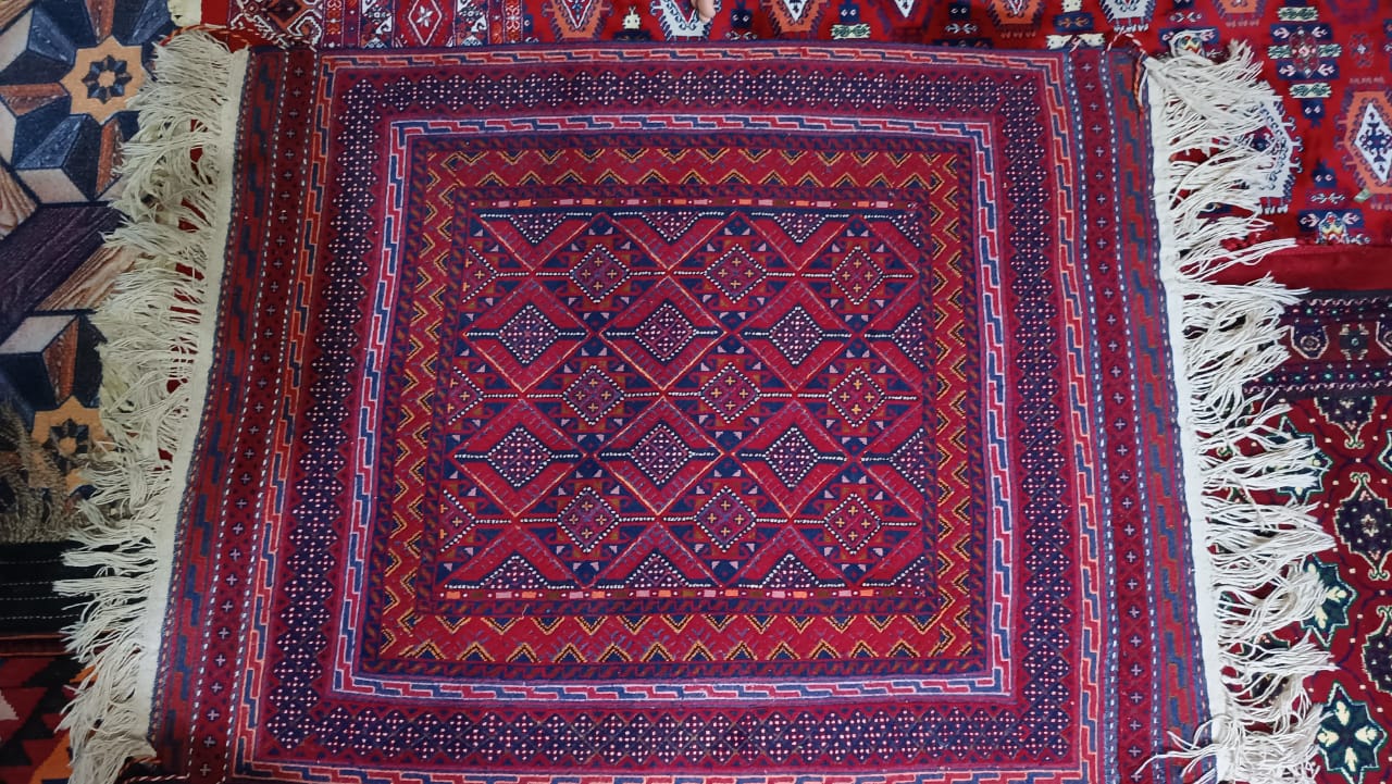 Handmade Naakhunak Pichi Carpet